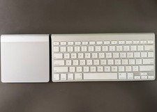Apple Wireless Keyboard and Magic Trackpad Bl...