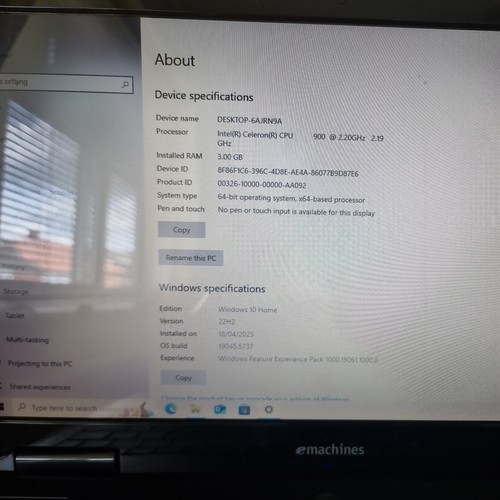 E-Machines E525 Intel Celeron 2.2Ghz 320GB HDD 3GB Win 10 Webcam Laptop - Picture 2 of 18