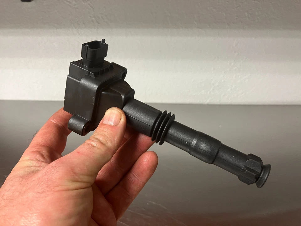 1997-2008 Porsche Boxster 911 Ignition Coil 99760210703 0040100031 - Image 2 of 4