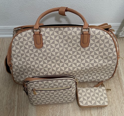 3 pzs - Rolling Travel Duffle Bag with Wheels for Women, Large Beige-rolling