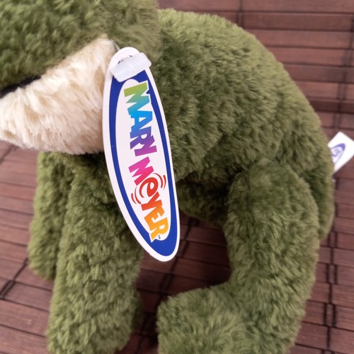 Mary Meyer Lil' Freddie Frog Green 8" Floppy Bean Bag Plush - Picture 2 of 9