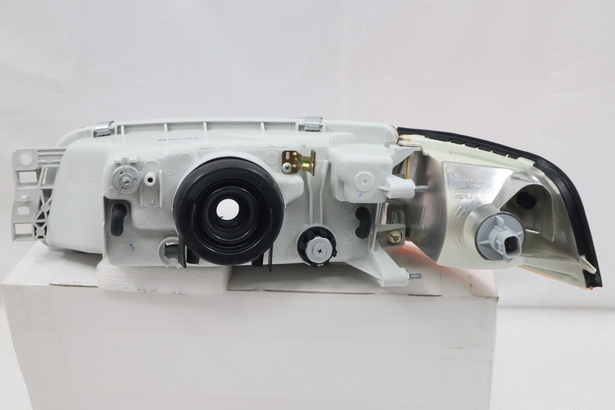 1997~2002 Lancer Evo 4 Clear Head Lights Amber Corner Mirage
