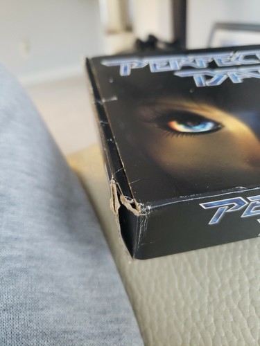 Perfect Dark (64, 2000)Cib with box and manual rare!!! - Picture 3 of 12