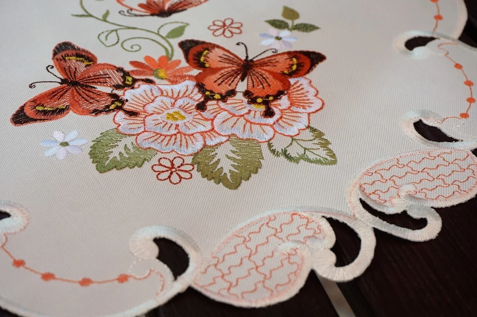 Tischdecke Schmetterling bestickt Frühling Sommer weiß-bunt Läufer Kissen  689 - Bild 3 von 4