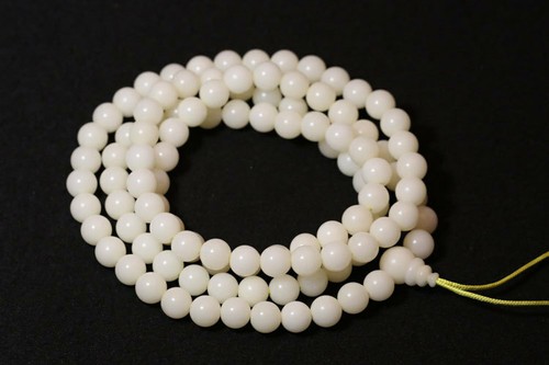 10mm Tibetan Buddhism 108 White Bodhi Root Prayer Beads Mala Necklace