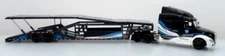 Iconic Replicas 1:64 Peterbilt 579 w/ Car Hauler: 1:64 Car Carriers