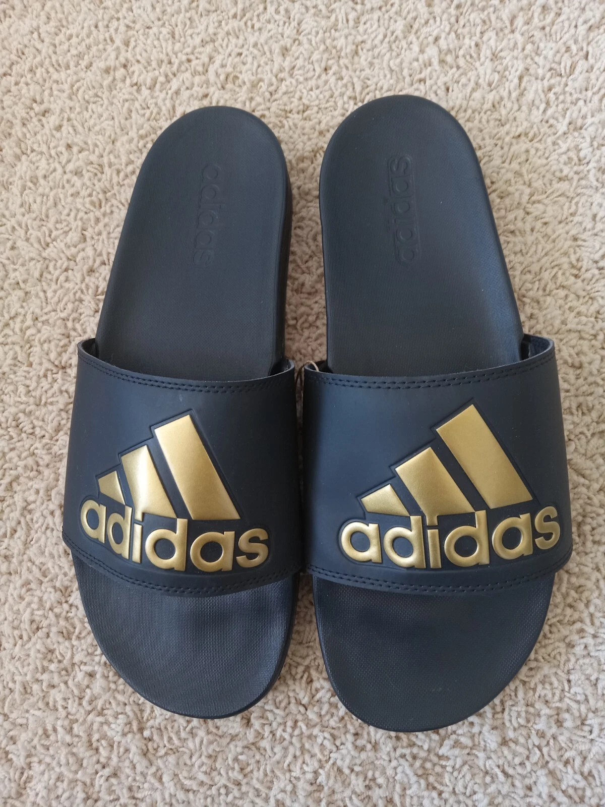 Adidas Adilette Comfort Slides nere con accento oro unisex uomo 11 donna 12