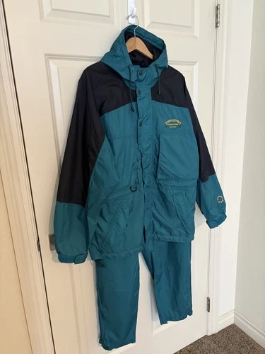 Stearns Scheels Sports Outfitter ~ Mens Green Dry Wear Jacket & Pants SZ M~NWOT - product listing photo