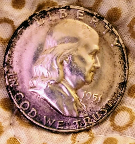 Beautiful! Lustrous! Naturally Toned 1951p!! Franklin Half Dollar. (AU-UNC) FBL?