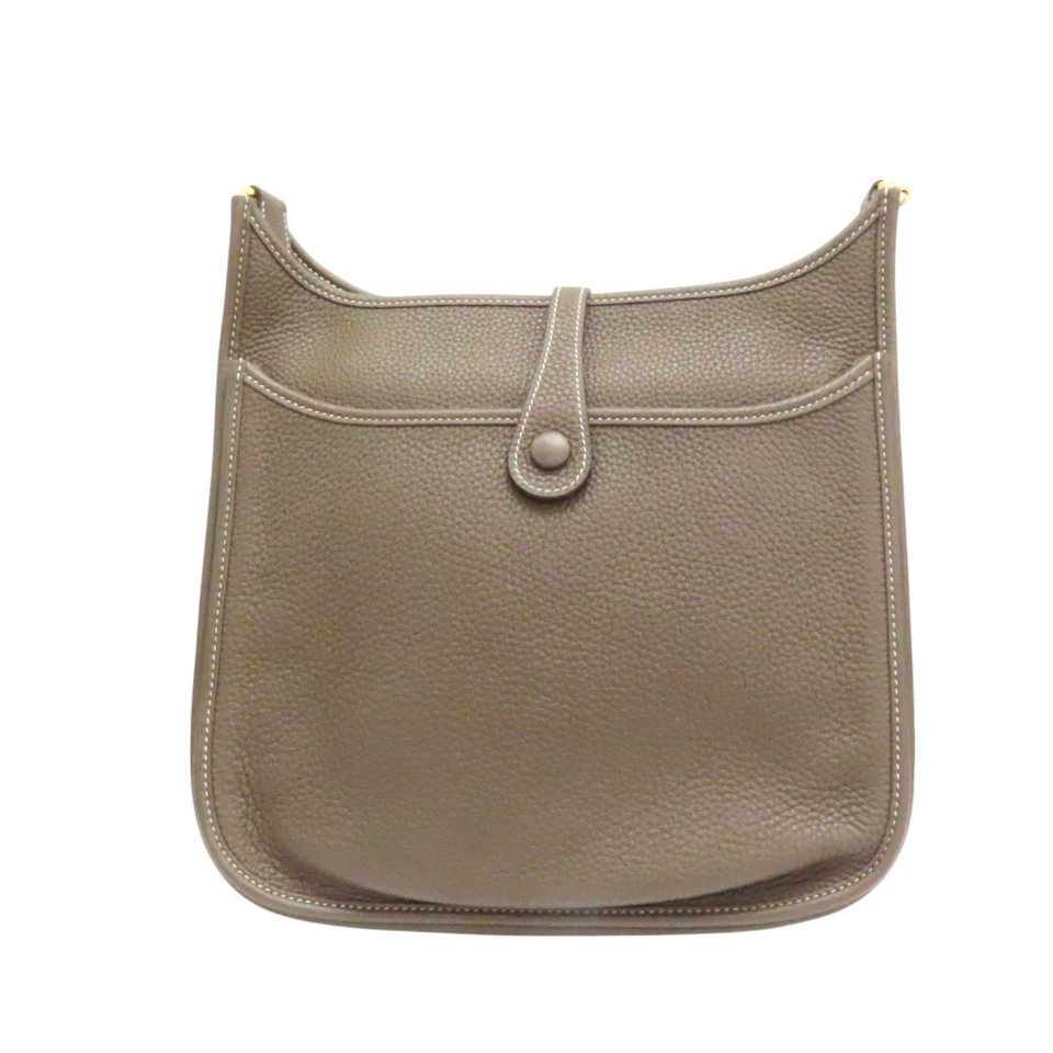 Bolso de Hombro HERMES Evelyne III GM Gris Etoupe Taurillon Clemence Cuero GHW Foto 2 de 4