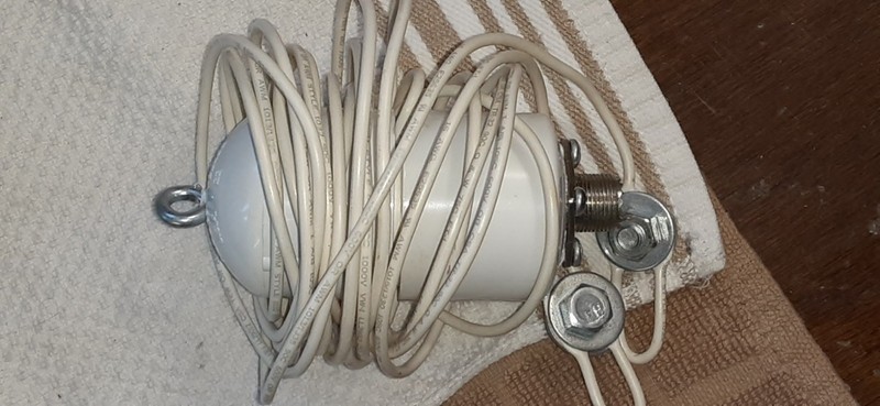 *CB band Dipole Antenna for 11 Meters - Half-Wave- with internal 1:1 choke
