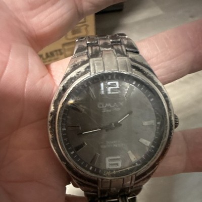 Qmax Men's Quartz Wristwatch Stainless Steel Silver Bracelet Gray Dial Analog