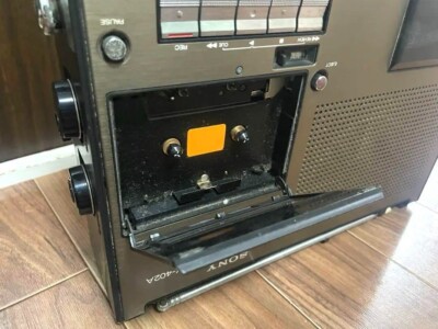 Sony Jackal FX-402A 1978 TV Radio Cassette Player Boombox Vintage