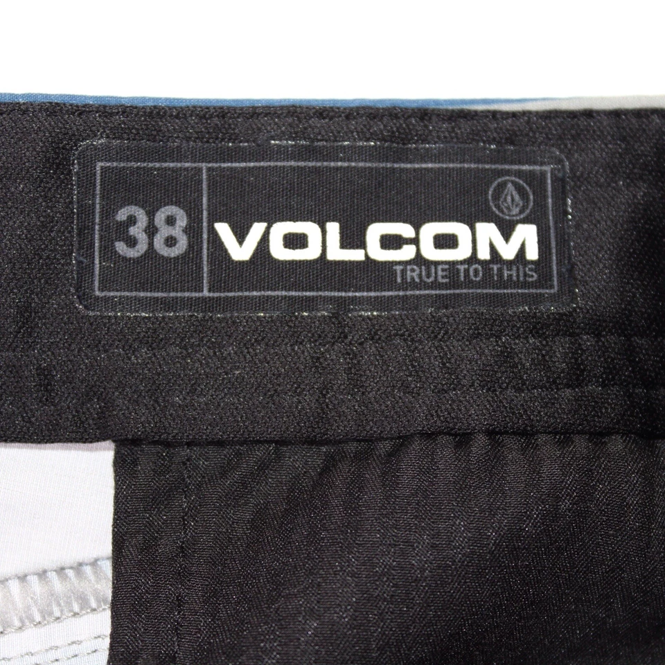 Volcom Shorts Mens Size 38 Gray Blue Stripes Surfer Zip Fly Pockets Beach Board - Image 2 of 4