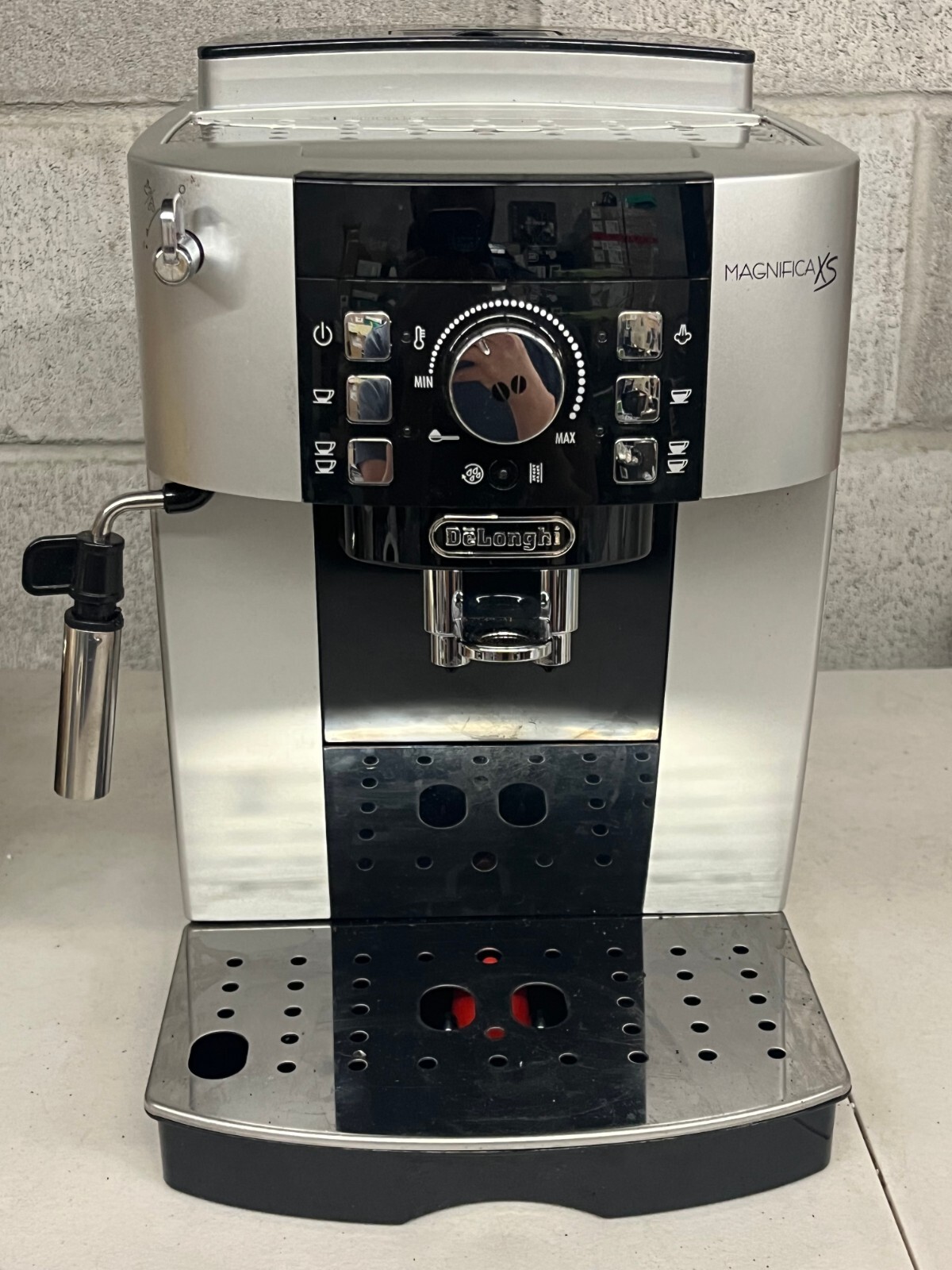 Delonghi ECAM22110S Magnifica XS BeanToCup Espresso Maker eBay