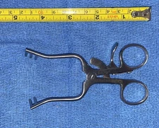 Jarit 205-141 Weitlander Retractor 4.5" dull