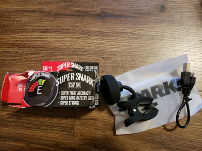 Snark Super Snark 3 Clip-On Tuner Black NEW IN DAMAGED BOX