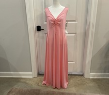 Vintage Shadowline Pink Nylon Key Hole Bodice Medium Long Silky Nightgown NWT