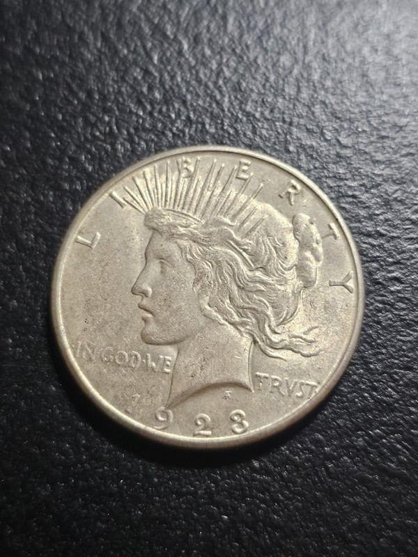 AU 1923 S PEACE DOLLAR