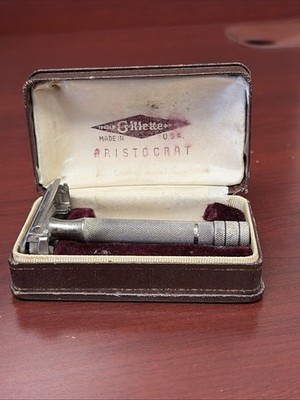 Vintage Gillette Aristocrat One Piece Razor And Blade Holder Made In The USA