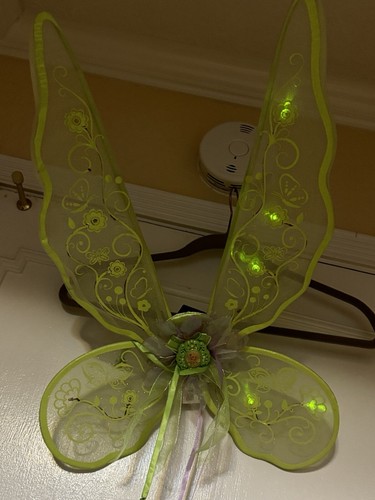 Disney Tinkerbell Costume Green Tulle Multi Layer Dress W Lightup Wings Size 5/6 - Picture 9 of 9