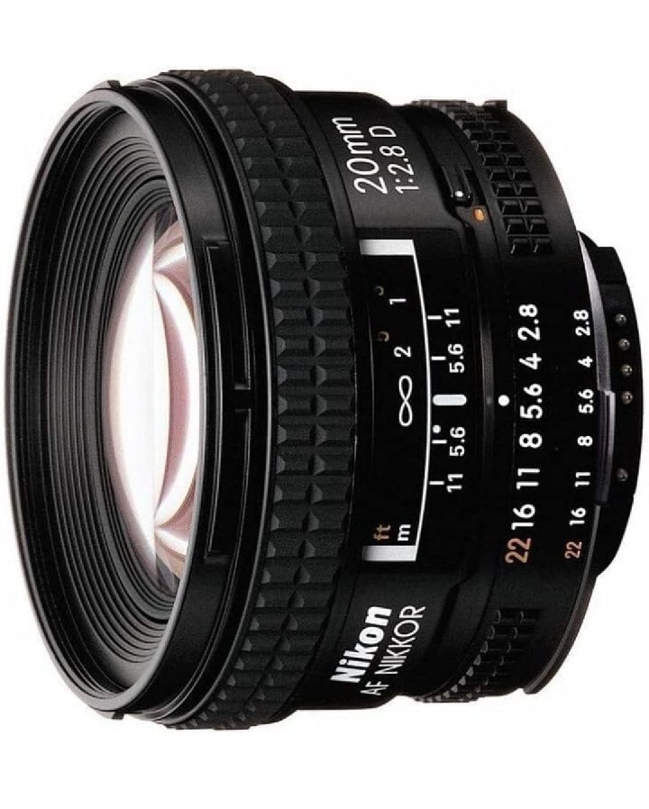 Nikon AF FX NIKKOR 20mm f/2.8D Fixed Zoom Lens with Auto