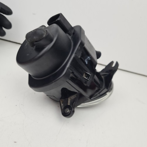 Audi A6 Right Fog Light C5 10/97-12/05 - Picture 11 of 12