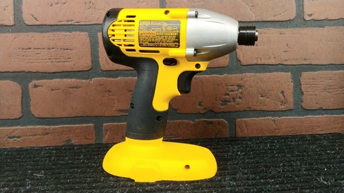 Dewalt DW056 18V Heavy Duty 1/4" Impact Driver-***NEW*** - Picture 3 of 11