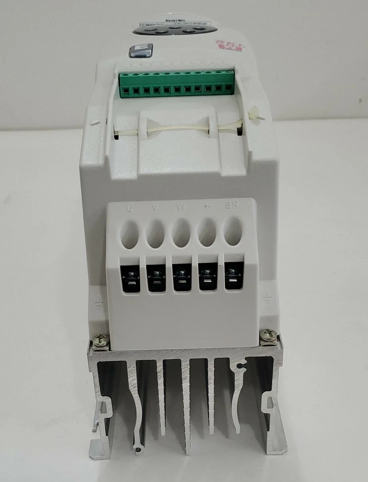 *NUEVO* TB Woods SE1C1S010H01 Drive SE1 Tamaño 2 115V Entrada 230V Salida 1 HP 4.3A Garantía Foto 3 de 4