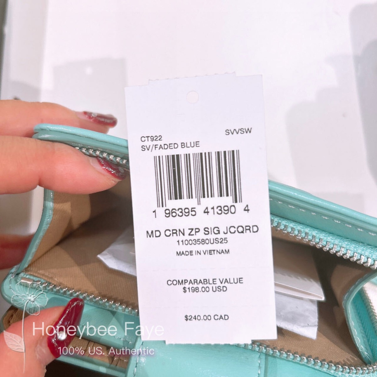 NWT Coach Medium Corner Zip Wallet In Signature Jacquard NWT Coach Medium Corner Zip Wallet In Signature Jacquard