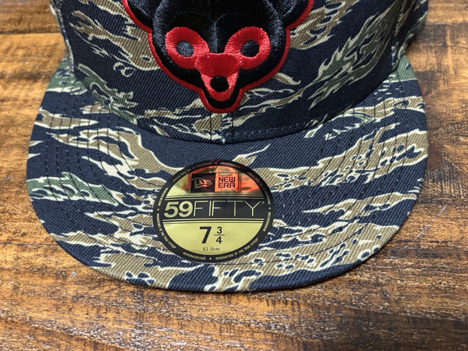 Picture 3 of 18