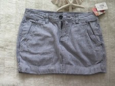 New GIRLS Ripcurl Norma Jean Mini Skirt Size 10 AUS Zip Front Side Pockets
