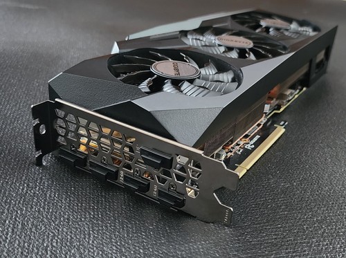 GIGABYTE GeForce RTX 3080 GAMING OC 10GB GDDR6X Graphics Card - Afbeelding 2 van 11
