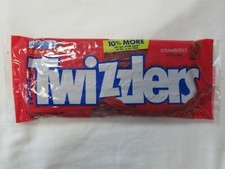 (1) Bag Of Twizzlers Twists Licorice Strawberry 17.6 Oz *D