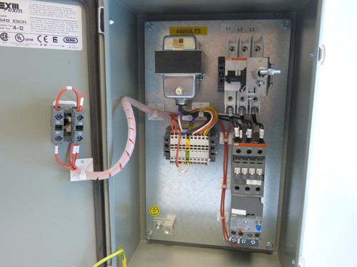 Combination Motor Starter Panel 1.5 HP 240V N4/12 ABB Breaker Disco ELO CPT HOA - Picture 2 of 4