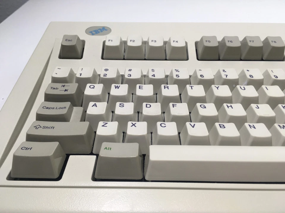 Teclado IBM Modelo M 1391401 (1993) con cable largo | Resorte abrochado, Clicky PS/2 Foto 2 de 4