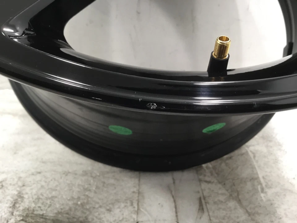 1979-93 Mustang SVE 4 Lug 03 Cobra Wheel - 17x10 - Black Foto 4 de 4