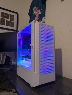 White Gaming PC Ryzen 5 9600X, Intel ARC B580, 16GB DDR5 RAM