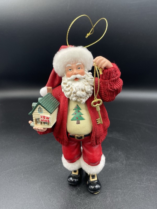 Clothique Possible Dreams ‘New Home’ Santa Christmas Figurine Ornament 2003