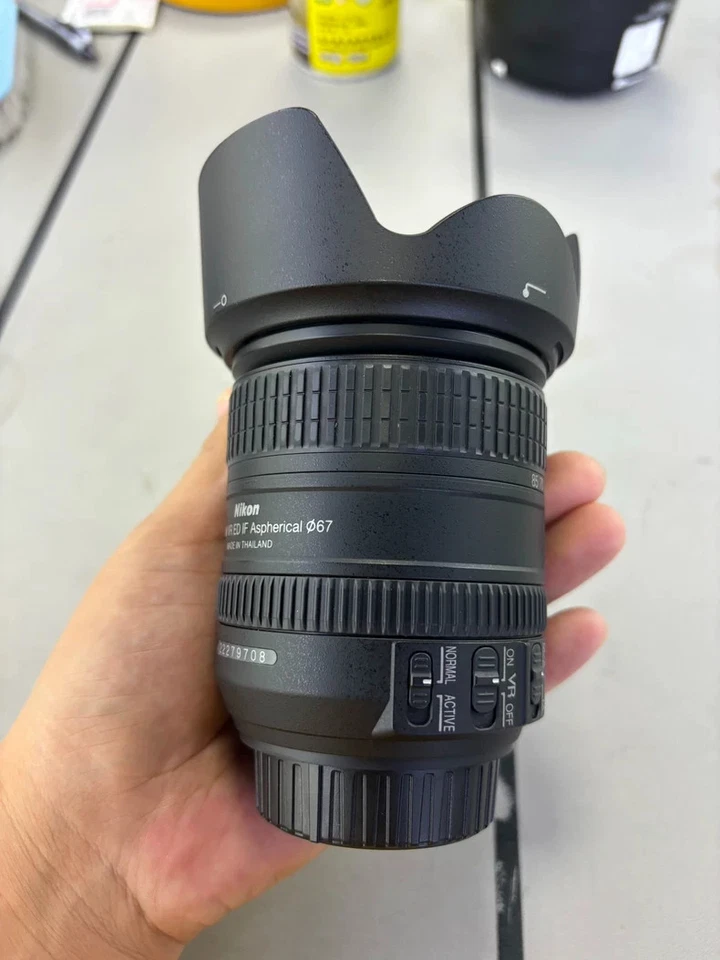 Nikon AF-S DX NIKKOR 16-85mm f/3.5-5.6G ED VR Lens - Image 4 of 4