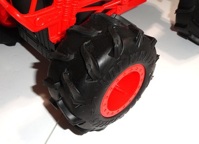 Hot Wheels Monster Trucks Remote Control Bone Shaker Vehicle - 1:15 Scale