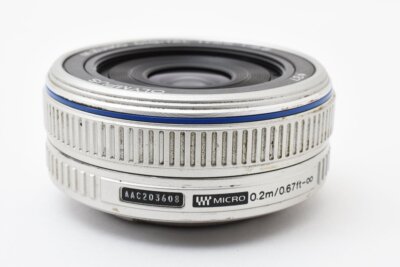 OLYMPUS M.ZUIKO DIGITAL 17mm F2.8 Silver Micro Four Thirds Mount