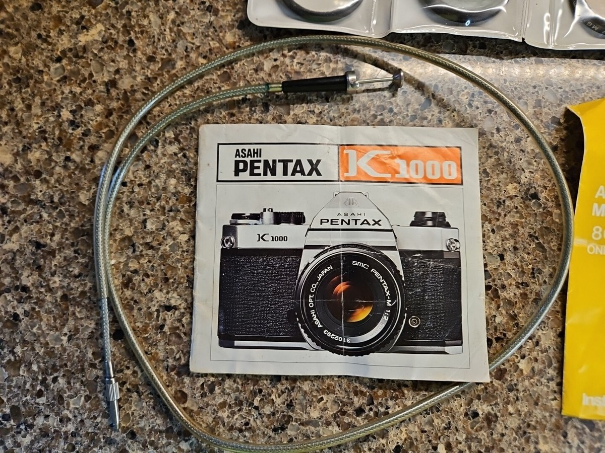 Pentax K-1000 SE Asahi Camera Brown with a 50mm & F80-200mm