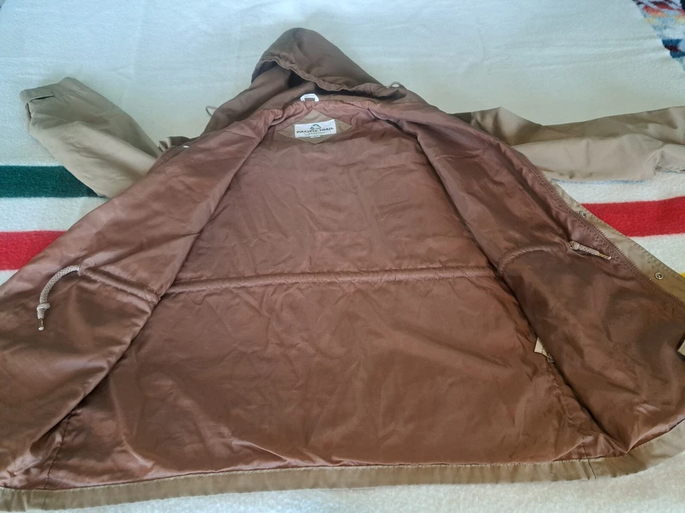 Chaqueta Pacific Trail vintage de 1980 con capucha para hombre abrigo grande con cremallera senderismo al aire libre Foto 3 de 4