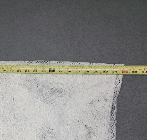 NATIVITY~ White Lace Tablecloth Large 100" X 64" Made in the U.S.A. ~ Has Spot - Picture 5 of 6