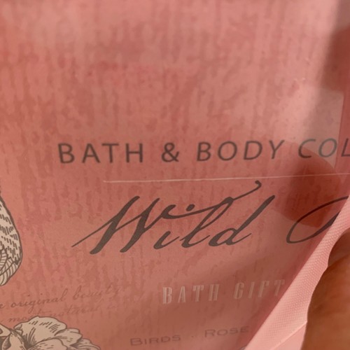 Bath And Body Wild Rose Gift Set Purely Panache (a6) - Picture 5 of 5