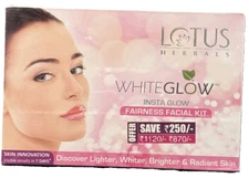 LOTUS HERBALS WHITEGLOW Insta Glow fairness Facial Kit