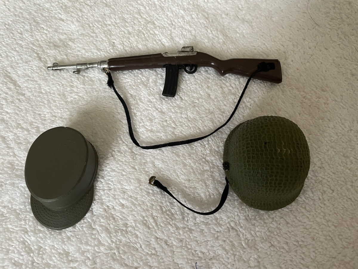 Vintage 1964 G.I. Joe TM Brown Hair/Eyes With Weapon and