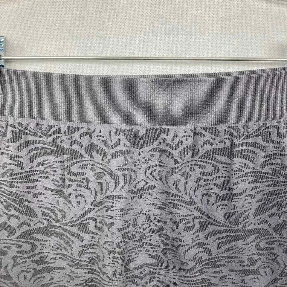 Tees By Tina Leggings Womens Sz OS Gray Print Knit Stretch Quick Dry Pants - Image 2 of 4