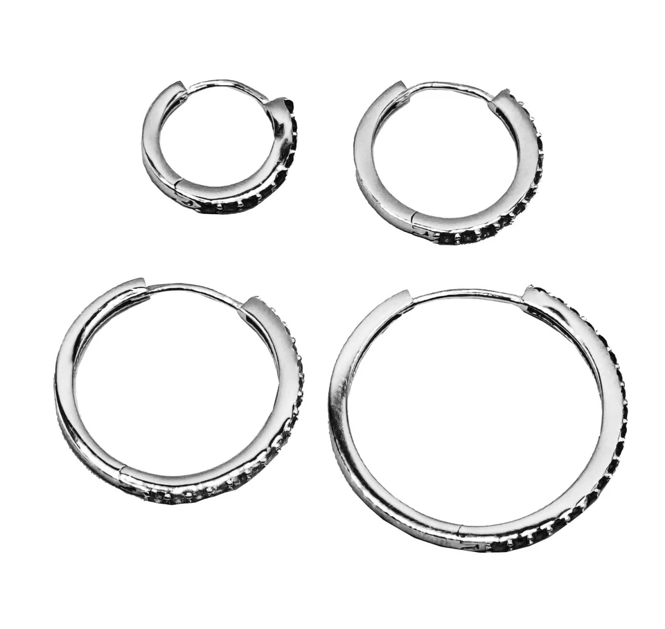 Coppia di Orecchini  a Cerchio Liscio in argento 925 rodiato - Hoops Collection - Immagine 2 di 4
